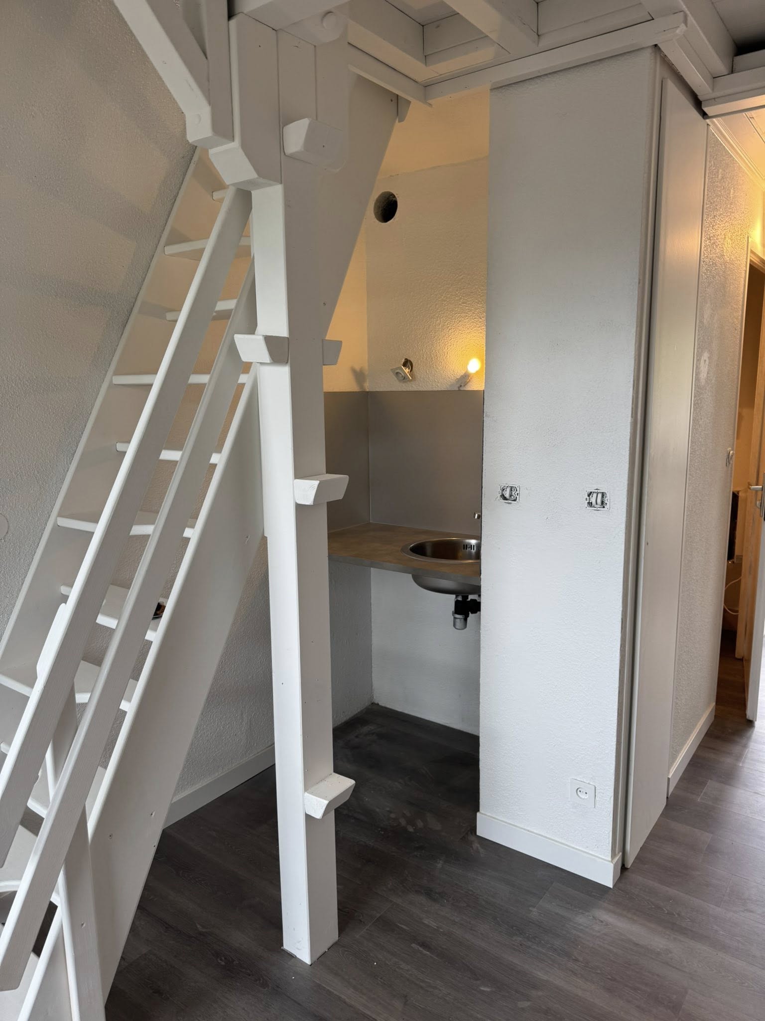 Intérieur — rafraîchissement (après)